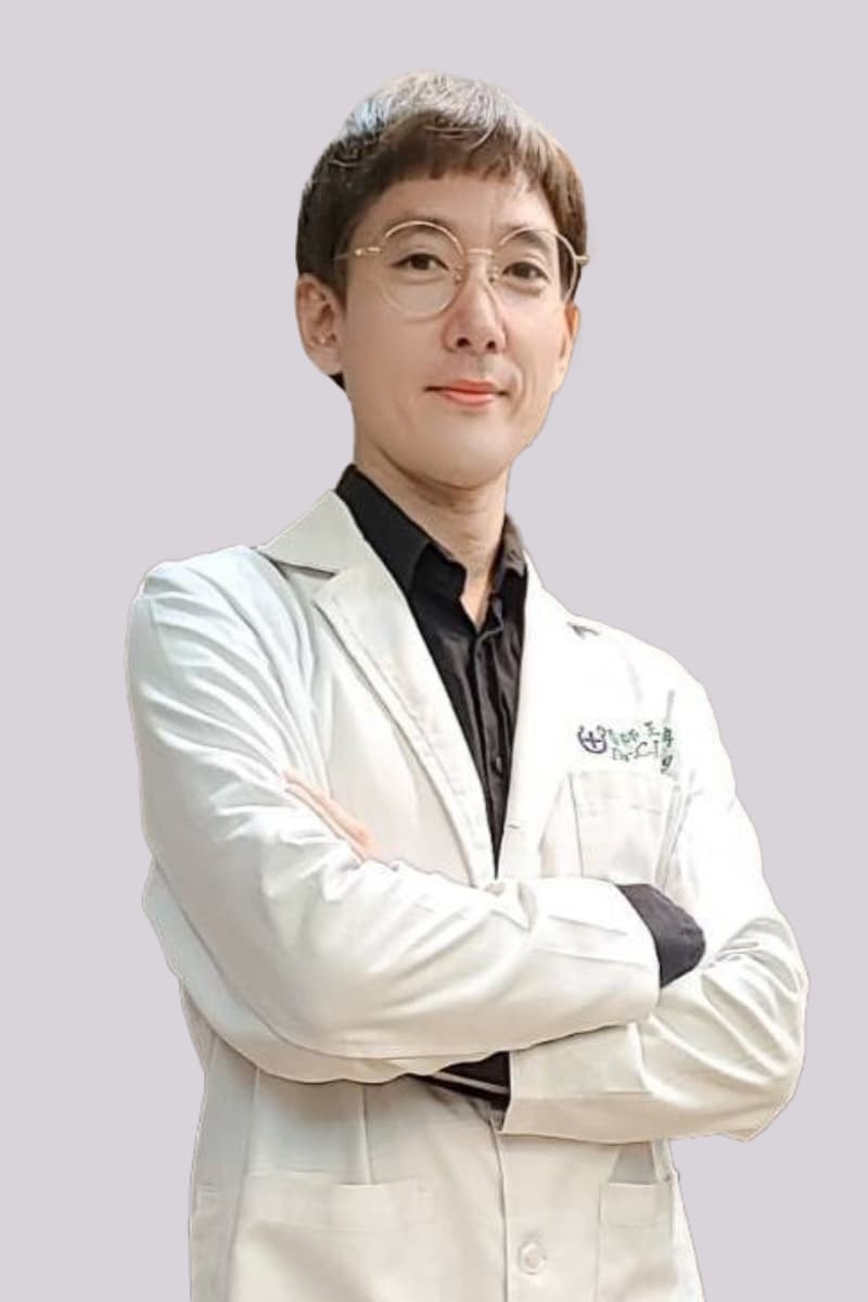 正欣診所專業醫師，提供高品質的心血管健康服務，致力於您的健康與福祉。