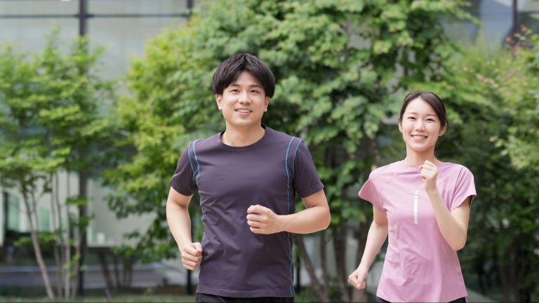 替代文字：規律運動是遠離胰島素阻抗特徵的方法之一